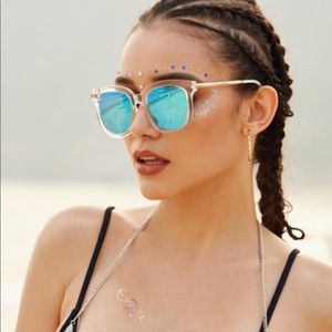 Fashion & nice sunglasses 😎😍